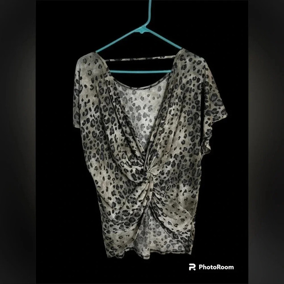 Andree By Unit leopard print top size Large - Picture 2 of 3